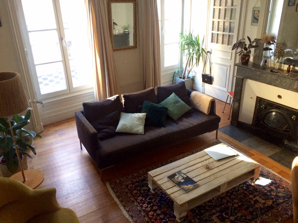 Bonjour<br />Je vous propose une très grande chambre de 25m² (avec salon prive)  Lyon, France Cozy big bedroom (25m²) - City center Lyon Private room in rental unit vacation rental 38418630