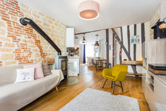 Magnificent apartment, luminous, comfortable and quiet. Perfect for four people. Paris, France Charming & typical 2 BDR in Montmartre - Paris Entire rental unit vacation rental 21181672