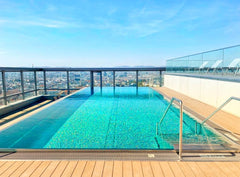 Located in between Viennas biggest Park, a calming river and Viennas vibrant cit Vienna, Austria Rooftop-Pool and free parking Entire condo vacation rental 574662716312554821