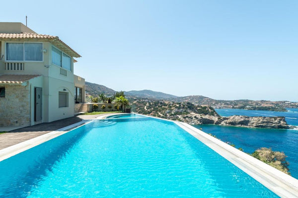 Composition: 3x bedroom, 2x bathroom, WC<br />Amenities: iron & ironing board, b Heraklion, Greece Caldera Blue Villa by Estia Entire villa vacation rental 51748854