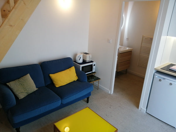 Adorable studio pour 2 personnes  avec extérieur et chambre en mezzanine idéalem  Superbe Studio avec extérieur proche Bordeaux Entire rental unit vacation rental 53467131