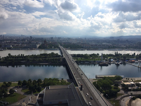 Our appartement next to UN-City Vienna, is on the 26h floor with a stunning view Vienna, Austria Stunning View from the 26th floor-Near to Center Entire rental unit vacation rental 13493539