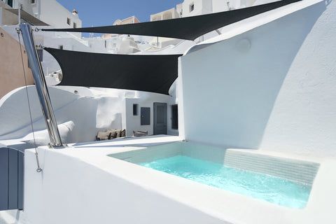 This traditional 'cave' house has been transformed into a comfortable residence   Oia Sea Cave Cycladic home vacation rental 45553267