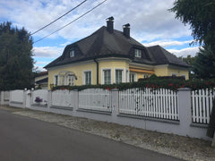 Beautiful big house with a huge garden. The neighborhood ist quiet and located a  Haus in ruhiger Lage am Rande von Wien Entire home vacation rental 609966060838806362