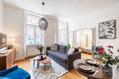 Beautiful new apartment in the city centre of Prague. Very light and sunny. Few  Prague, Czechia Stylish Apt. in Centre CHARLES BRIDGE 15min walk Entire rental unit vacation rental 994758
