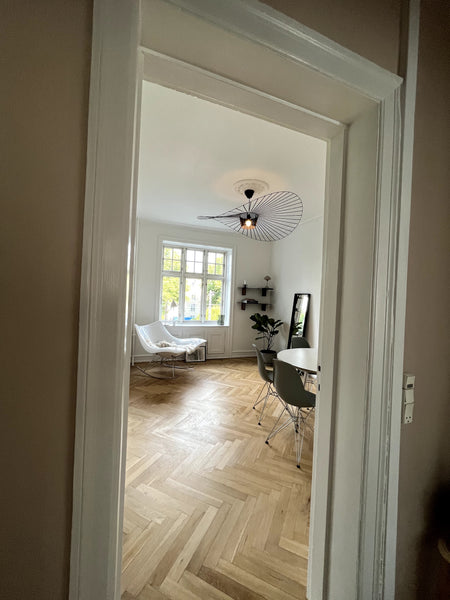 Nyd en stilfuld oplevelse i denne centralt beliggende bolig. Lejligheden er tæt  Frederiksberg, Denmark Skøn lejlighed godt placeret  på Frederiksberg Entire rental unit vacation rental 53391324
