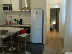 Charming apartment in a Haussmann-style building, of a typical Parisian style, w Paris, France Nice and pleasant 2-room apartment Entire rental unit vacation rental 8755707