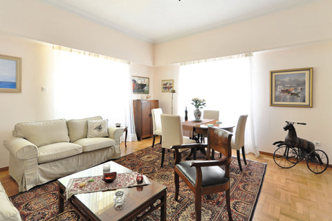 A luxurious and highly appraised classical Athenian apartment to serve as a basi  Steps away from Athens Hilton Entire rental unit vacation rental 3402831