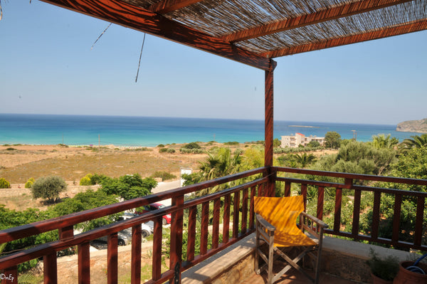 We have available studios for two persons as also maisonettes for 5 persons, in   Stone double stuntio kristal 11 Private room in rental unit vacation rental 6311900