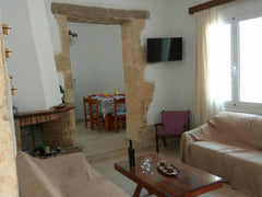 Located in Kalamitsi Amygdali, Rafaella's House offers self-catering accommodati  Rafaella's House Entire home vacation rental 27883333