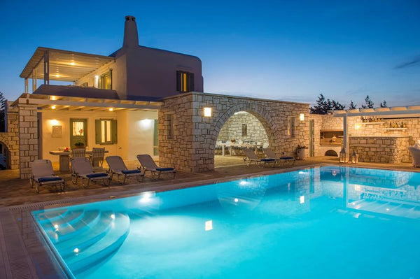 This 150 sq.m. luxurious villa is situated in the southern part of Paros in an a Neo Psychiko, Greece Villa Romina Aliki-Paros Entire villa vacation rental 40714135