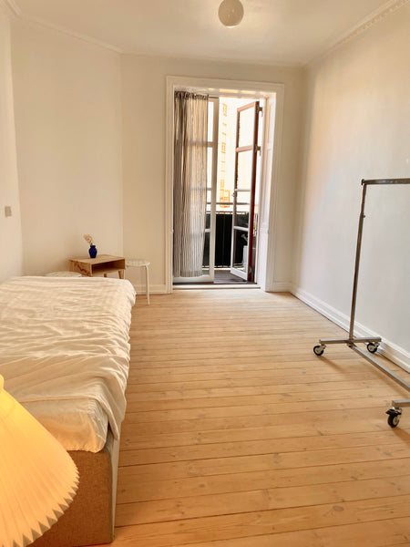 A room to relax in a charming and cozy apartment.<br /><br />The area:<br /><br  Vilnius, Lithuania Room with a balcony in a charming apartment Private room in condo vacation rental 603444113934730923