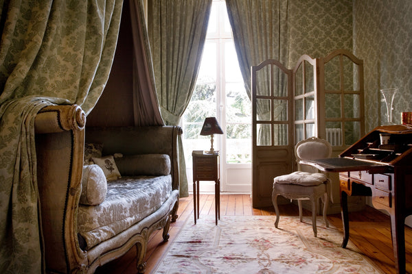 Aux portes de Bordeaux, venez séjourner au cœur du Grand cru Classé Château Pape Bordeaux, France Chambre Classique, Château Pape Clément Private room in castle vacation rental 10303402