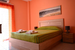 This cozy appartment is on the first floor. It has a private bedroom with a quee Chania, Greece Roula's apartment #1 Entire rental unit vacation rental 19392788