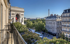 L'hôtel Belfast est situé dans un immeuble du 18ème siècle dont le charme a été  Paris, France Hotel de Charme Parisien Private room in bed and breakfast vacation rental 6256910