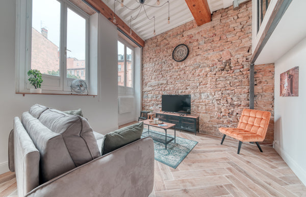 Close to the Croix-Paquet and Croix Rousse stations, this charming flat is the i  GuestReady - 2 Modern rooms with Spa Entire loft vacation rental 659015978779958169