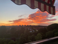 Enjoy the sunset from the balcony:) <br />Amazing 2-bedroom appartment with livi Copenhagen, Denmark Beautiful sunset from 7th floor! 2bedrooms/balcony Entire rental unit vacation rental 36163350