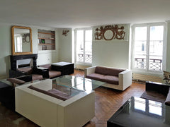 The appartement building was built under Napoleon the 1st. Located in the heart  Paris, France HEART MARAIS 2 BEDROOMS 2 BATHROOMS 5pax Entire rental unit vacation rental 17922380