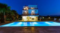 Martimi Apartment 1<br /><br />Το καινούργιο Martimi Apartments βρίσκεται στον Δ Chania, Greece NEW 2 BDRM home 200m from Drapanias Beach KISSAMOS Entire rental unit vacation rental 33638423