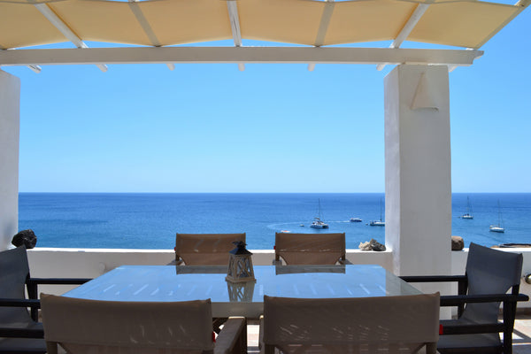 The Seafront suite of the Red Beach villa is an inspirational overlooking the de Greece Red Beach Seafront Suite with Jacuzzi Entire home vacation rental 34994252