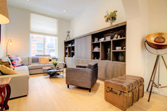 Profitez d'un logement élégant et central. Idéalement situé à proximité des tran Brussels, Belgium Superbe duplex avec terrasse Entire condo vacation rental 27127830