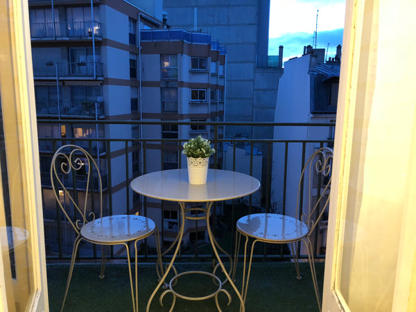 Entre les Place de la République , de la Nation et de la Bastille <br />Dans un  Paris, France Cœur de Paris bel appartement 2 pieces avec balcon Entire rental unit vacation rental 22594333