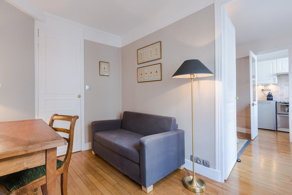 Petit bijou dans l'élégant écrin de St Germain des Prés et quartier Sèv' Bab'.<b Paris, France Charme parisien et historique Entire rental unit vacation rental 8417756