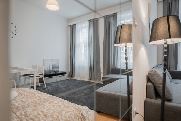 Very bright and comfortable apartment near the Hauptbahnhof and direct accessibi Kyiv, Ukraine Excellent Studio near Hauptbahnhof and Old City! Entire rental unit vacation rental 54062942