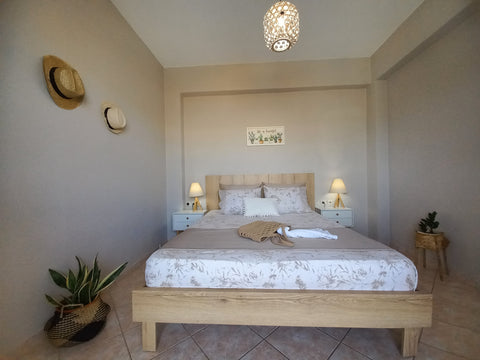 <b>The space</b><br />My space is recently renovated for a quality stay. It is e Analipsi, Greece The Host, 5 min from the beach Entire rental unit vacation rental 27699125