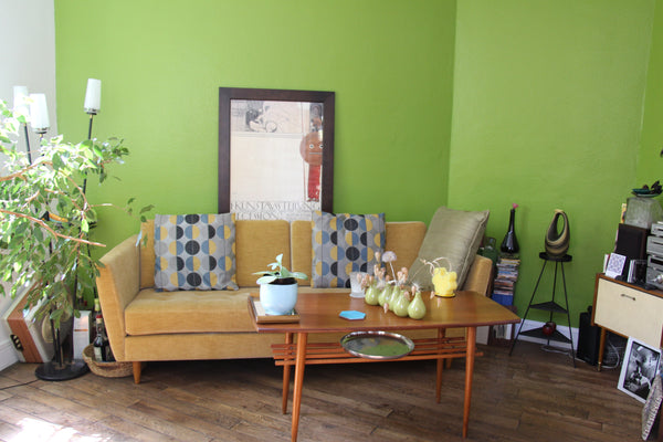 Comfortable and cozy recently renovated apartment with all amenities necessary a Paris, France Downhill Montmartre bright, cozy corner apt Entire rental unit vacation rental 11389419