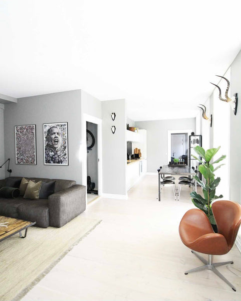 Unique apartment with a large south-facing balcony at one of the best addresses   Fantastic apartment with large sunny balcony. Entire condo vacation rental 663740320431388729