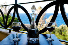 Seize the chance to live in an apt where every window is an artwork created by n  Magnificent sea view,clean and bright apartment 1 Entire rental unit vacation rental 41918190