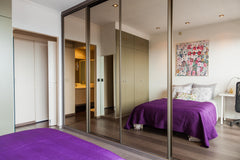 Nice and bright private room on the 7th floor with BALCONY. In a beautiful build London, United Kingdom PRIVATE BATHRM-BEAUTY VIEW! PARKING Private room in rental unit vacation rental 4889688
