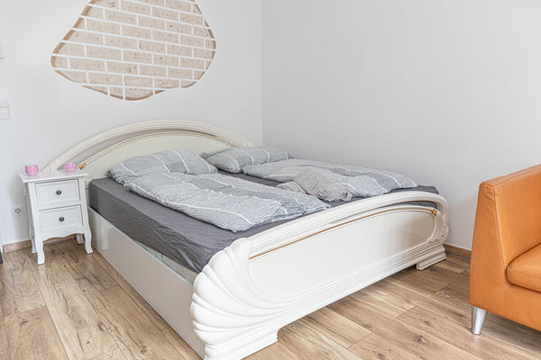 This apartment is ideal for four people and also for long and short stays, It ha Vienna, Austria Spacious 2 BR Apt. Perfect for Long and Short Stay Entire rental unit vacation rental 655468726098558900