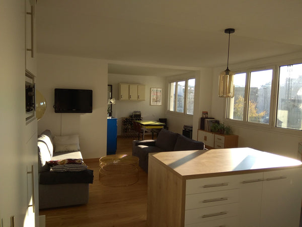 You will stay in a large bright and renovated apartment (66 m2) fully equipped a Paris, France Cosy flat near Bastille / Gare de Lyon Entire rental unit vacation rental 29683695