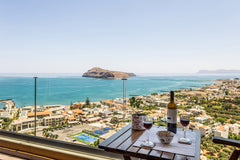 Venmar is a brand new, high luxury top floor apartment ideally located 10 min wa Heraklion, Greece Venmar Luxury Holiday Home Entire rental unit vacation rental 664931793734421126