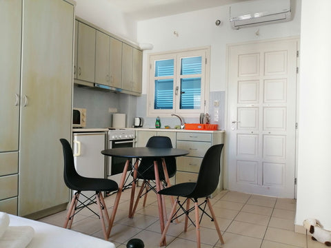 Cosy, full equipped apartment in the center of the town, suitable for a couple o Naxos, Greece Ariadni's nest Entire condo vacation rental 677395915497749008