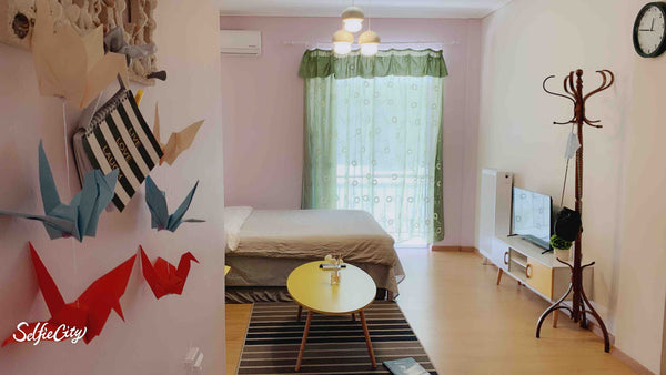 This block is in the center of the Athens,it is a typical Greek living hood.It t China a flat near the Acropolis and Syntagma Entire condo vacation rental 52964096