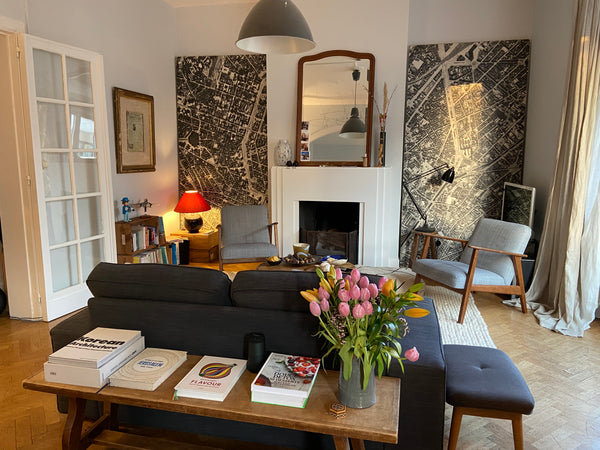 Our charming apartment is located on the 2nd floor of a 1930s building.<br />Loc Brussels, Belgium Spacious & charming flat in  Chatelain disctrict Entire rental unit vacation rental 51949620