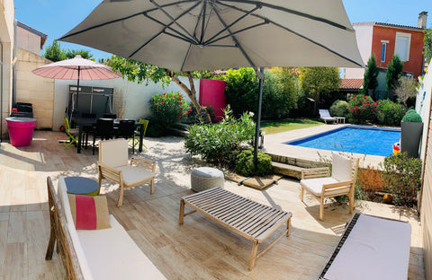 Bienvenus dans notre maison située quartier St Genès, à quelques stations de tra Talence, France Bordeaux : Maison en pierre avec piscine chauffée Entire home vacation rental 23119261