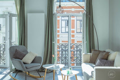 Ce logement récemment renover affiche un style résolument unique est aménager po  ap3/ Appart City Center★Bourse/Grand-Place/TopLoc★ Entire condo vacation rental 565838443380843418