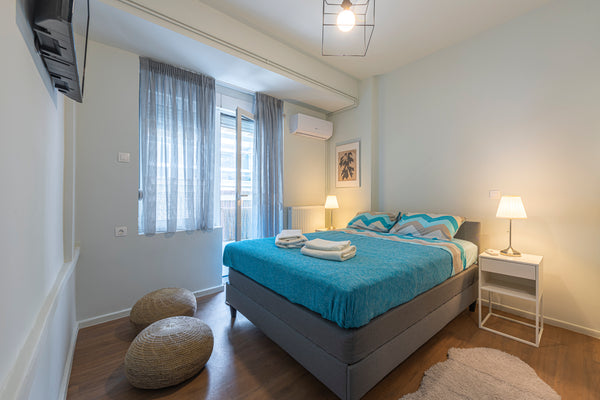 Modern fully renovated, 5 bedroom apartment in the heart of Athens. The best sta GR 5BD Central  Flat with Balcony, Brand New 120 sq.m Entire rental unit vacation rental 44126119