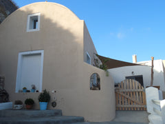 Spend your holidays in a traditional santorinian dome with sea view! The interio Thera, Greece Cosy studio @home by the sea Dome vacation rental 6825936
