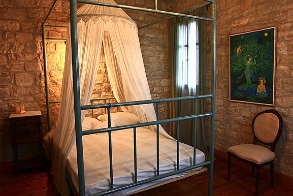 Rogalida Villa (a type of a spider) is 100 square meters, combining in the dinin Thrakomakedones, Greece Villa Rogalida Entire villa vacation rental 16078556