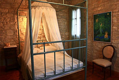 Rogalida Villa (a type of a spider) is 100 square meters, combining in the dinin Thrakomakedones, Greece Villa Rogalida Entire villa vacation rental 16078556