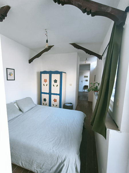 Lovely apartment of 50 sqm structured around a bright and cozy garden. The apart Rome, Italy Lovely open space with 1 bedroom and  garden Entire loft vacation rental 52876096