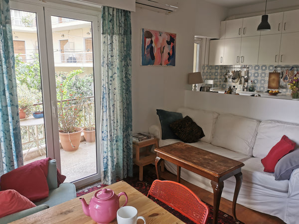 Cozy apartment on a quiet, residential area in Exarchia, Athens.  Situated on a  Athens, Greece homey, quiet apartment in Exarchia Athens Entire condo vacation rental 607095062397052007