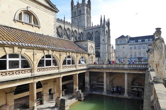 Stonehenge and Bath Tour with overnight stay in Bath  Private Tours and Travel Guide Europe London CITY Southampton Destination Tour