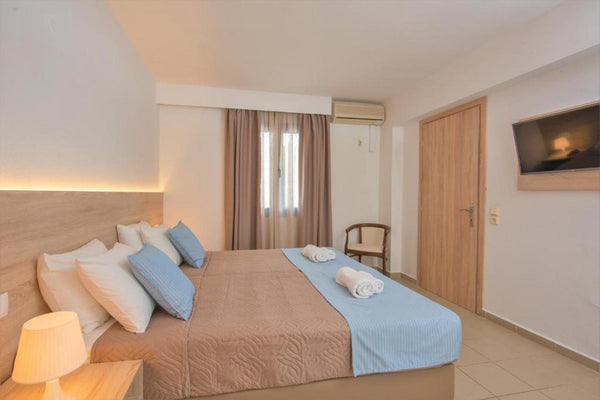 Sunshine Village's Economy Double Rooms are 27sqm, recently renovated (2021), su Iraklion, Greece Sunshine Village's Economy Double Room Room in hotel vacation rental 50478791