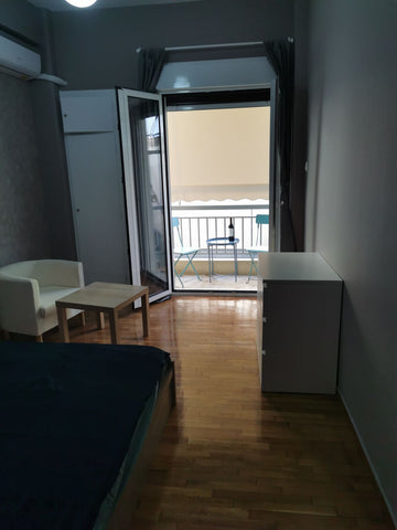 A cosy apartment, great for somebody by themselves or a couple. In the city cent Athens, Greece Cosy apartment in Athens Centre Entire rental unit vacation rental 49833787
